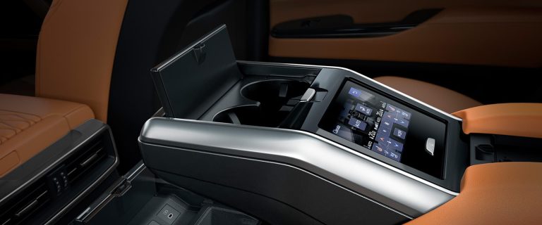 Lexus LX600 VIP - Ảnh 7