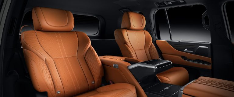 Lexus LX600 VIP - Ảnh 8