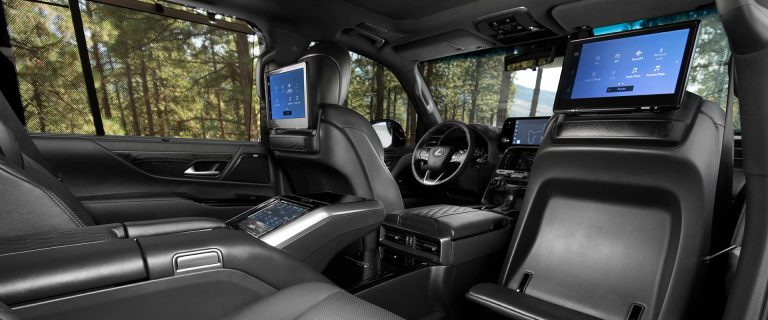 Lexus LX600 VIP - Ảnh 11