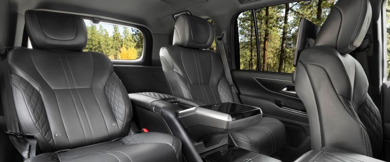 Lexus LX600 VIP - Ảnh 12